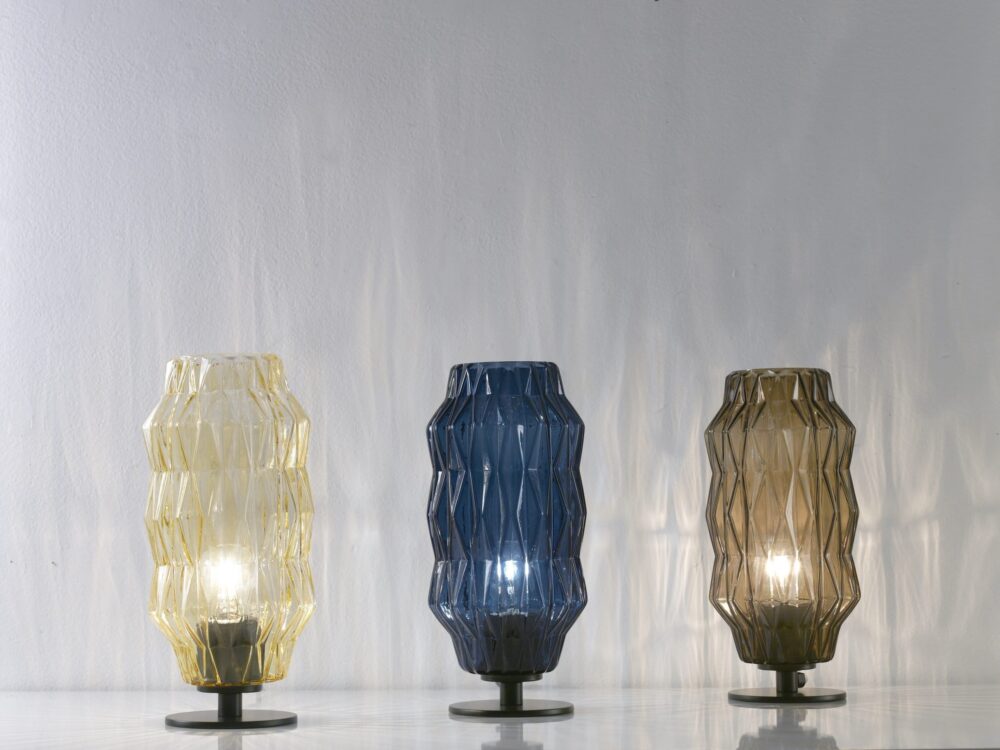 Lampada da tavolo Origami in stile Liberty elegante e raffinata per ogni ambiente - immagine 5