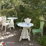 Tavolo Lord of Love in stile Barocco, Ricco di particolari. La sua eleganza è dovuta alla combinazione di differenti materiali. Scopri di più