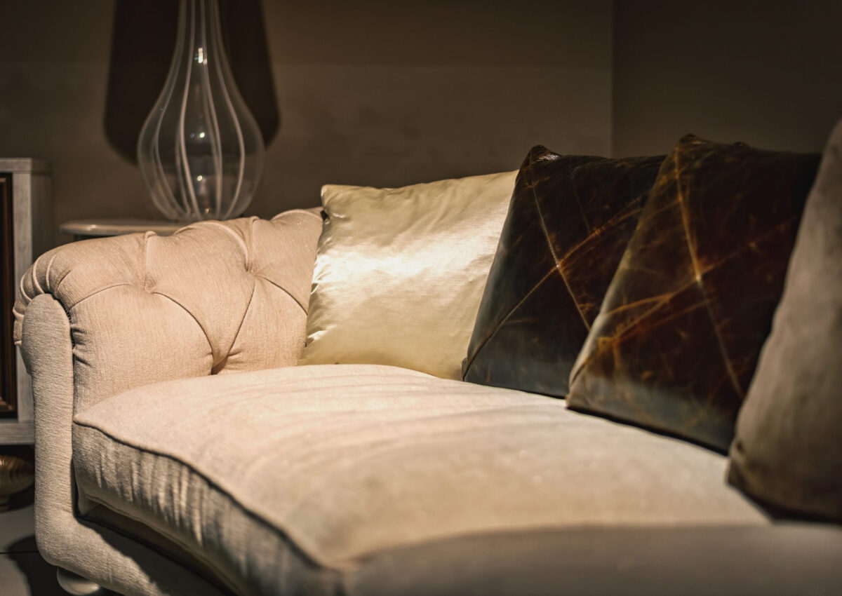 Audrey Chesterfield Curvo Capitonee - immagine 4